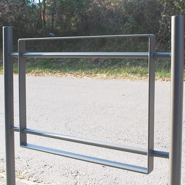 INA : BARRIER & BICYCLE RACK